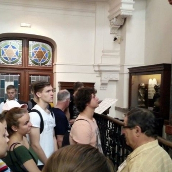 Maturanti v Praze aneb poslední školní výlet